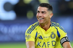 米乐体育官网-包含球员动作夺人眼球，令人目不转睛的词条