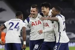 米乐体育-热刺零封伯恩茅斯，登顶英超积分榜