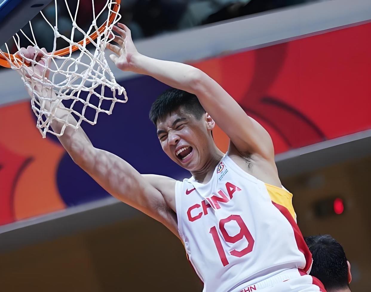 未来篮球之星崭露头角，备受关注的简单介绍